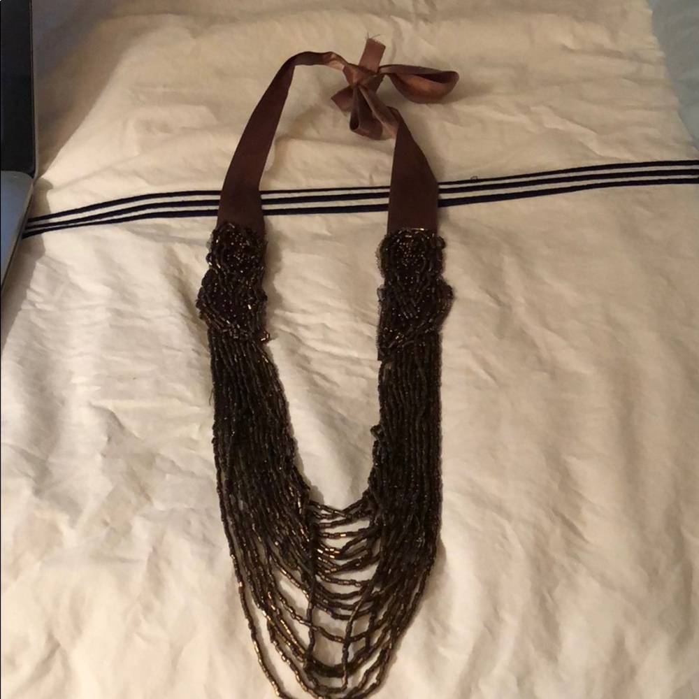 Beautiful tied necklace